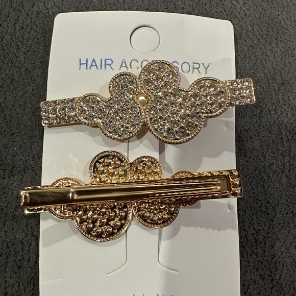 Mickey Mouse shaped hair clips - Picture 2 of 3